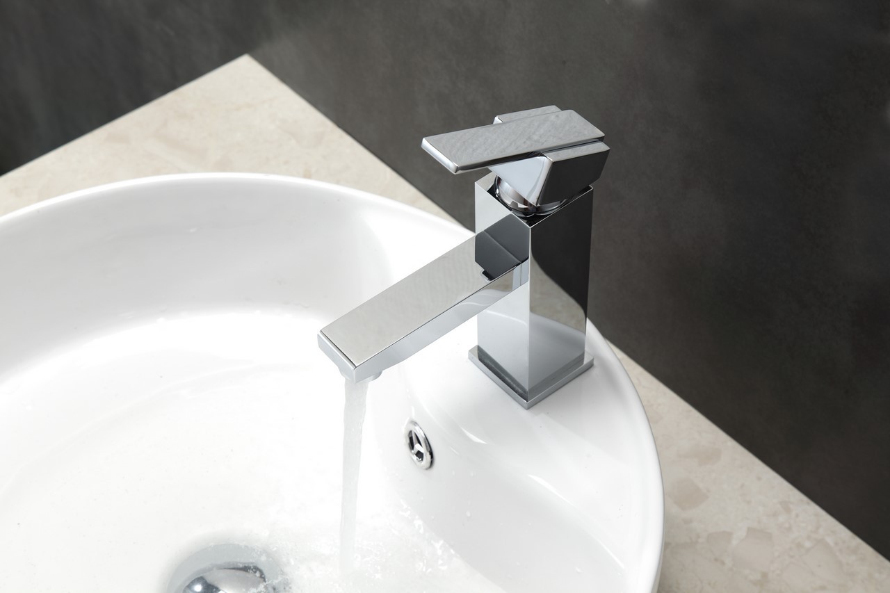 Aqua Piazza Single Lever Bathroom Vanity Faucet